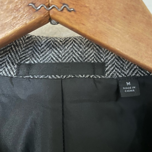 Uniqlo herringbone tweed jacket - Picture 3 of 4
